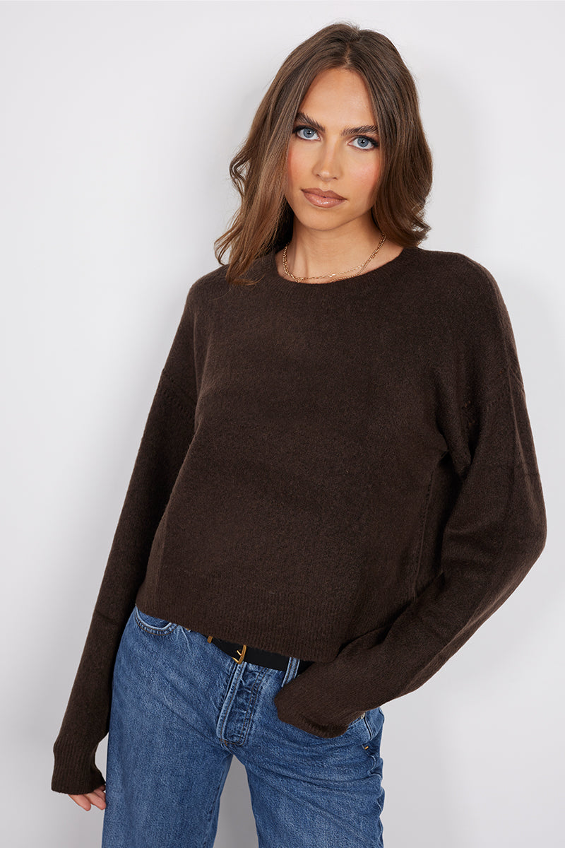 CREWNECK BOXY SWEATER