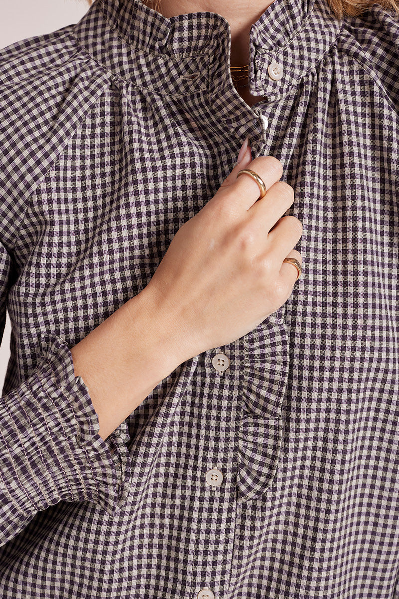 ROSIE RUFFLE BUTTON UP