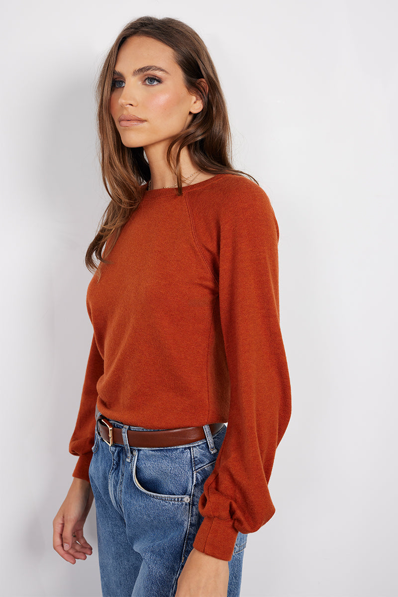 LONG SLEEVE RAGLAN TOP