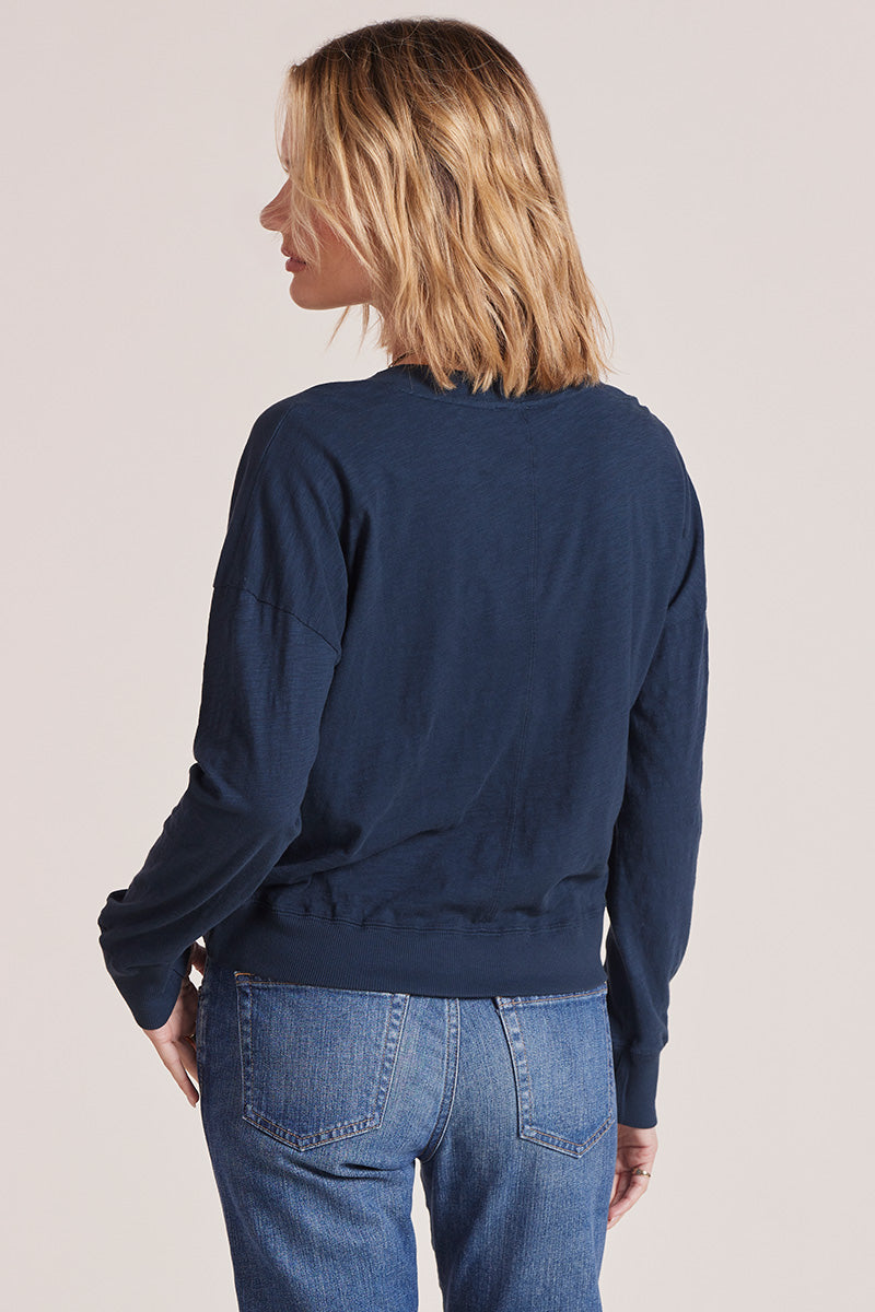 DEEP VNECK PULLOVER
