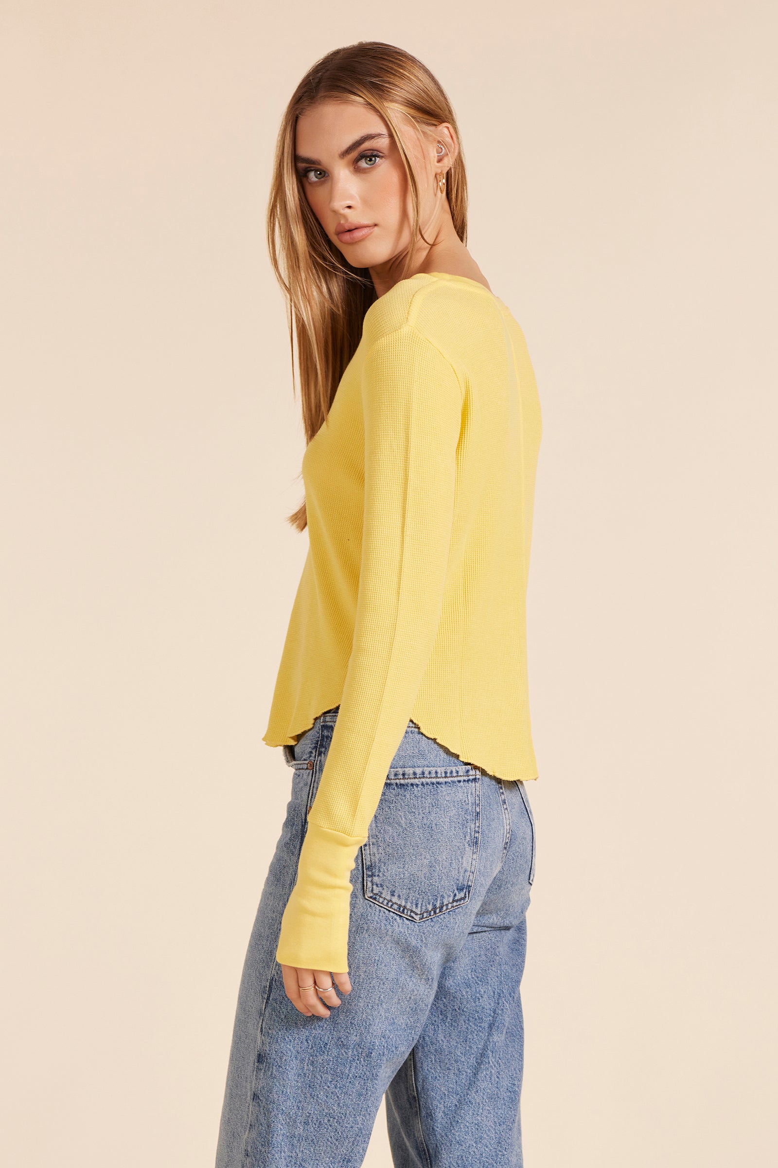 CROPPED BOXY LONG SLEEVE TEE