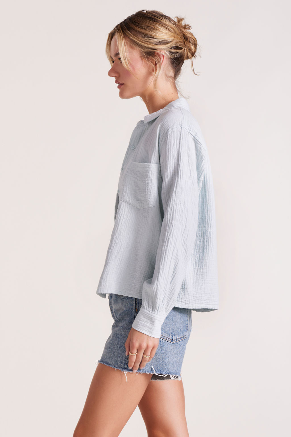 CROPPED COLLARED BUTTON DOWN