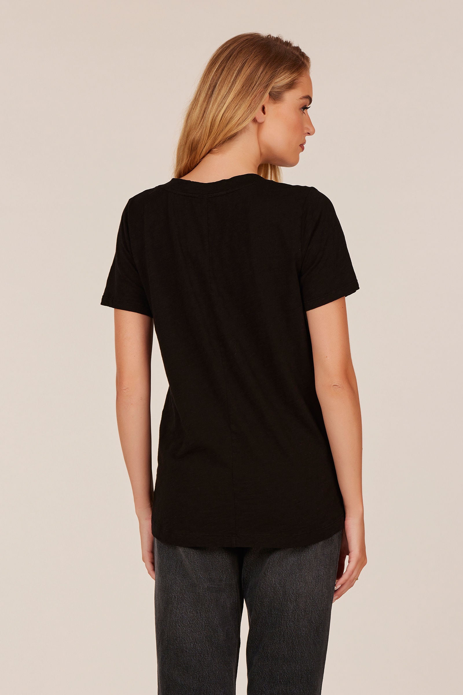 RAW EDGE SHOULDER SEAM TEE