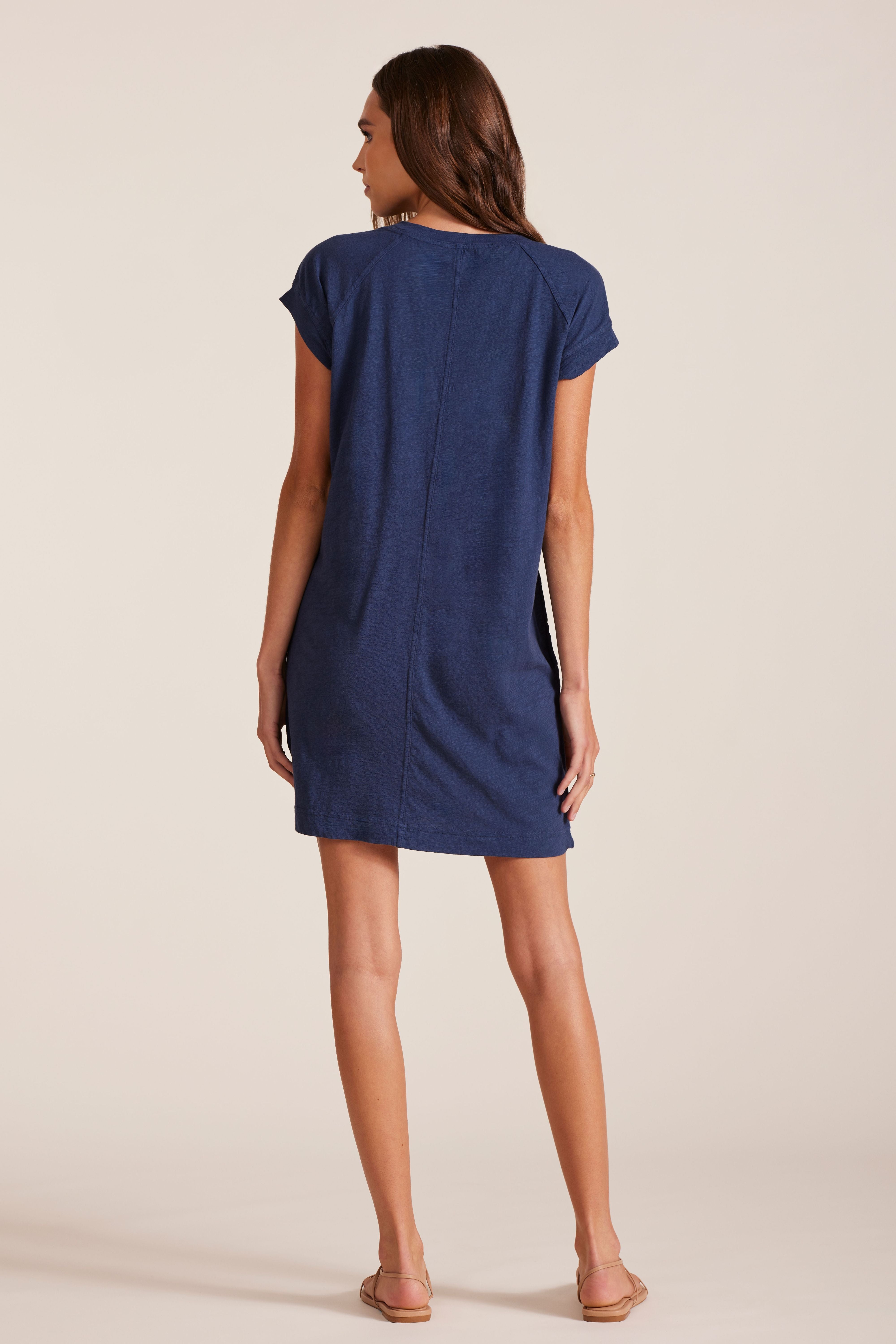 RAGLAN DRESS