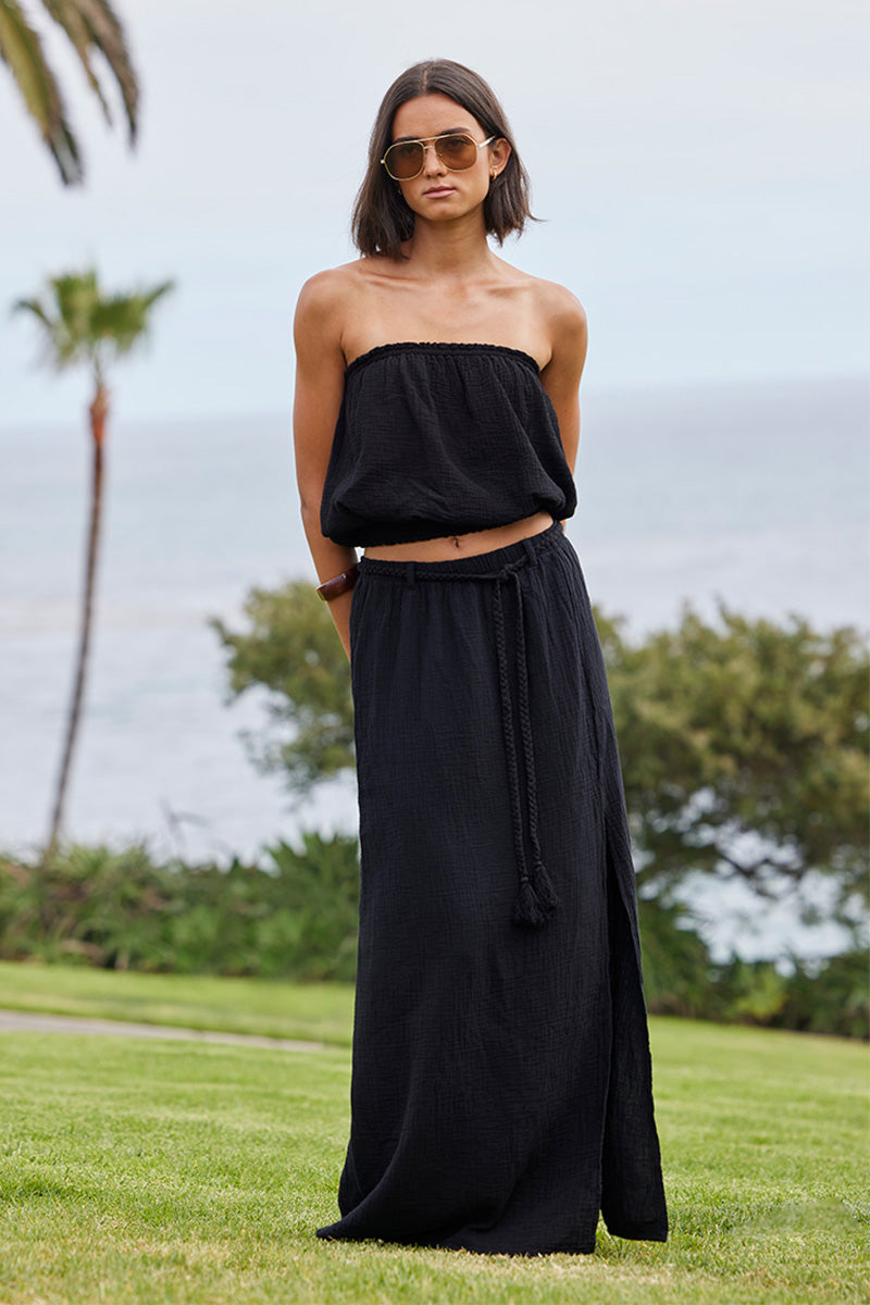 MAXI SKIRT WITH SLIT AND BELT