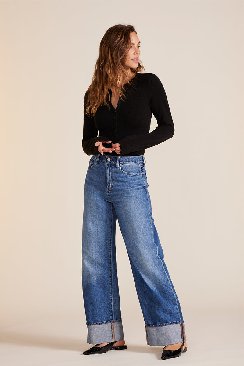 LONG SLEEVE SLIM BUTTON PLACKET TEE