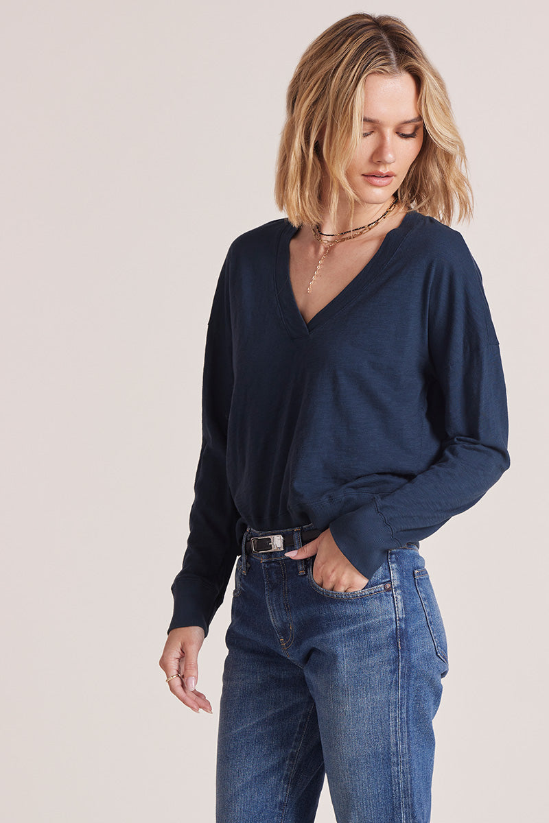 DEEP VNECK PULLOVER