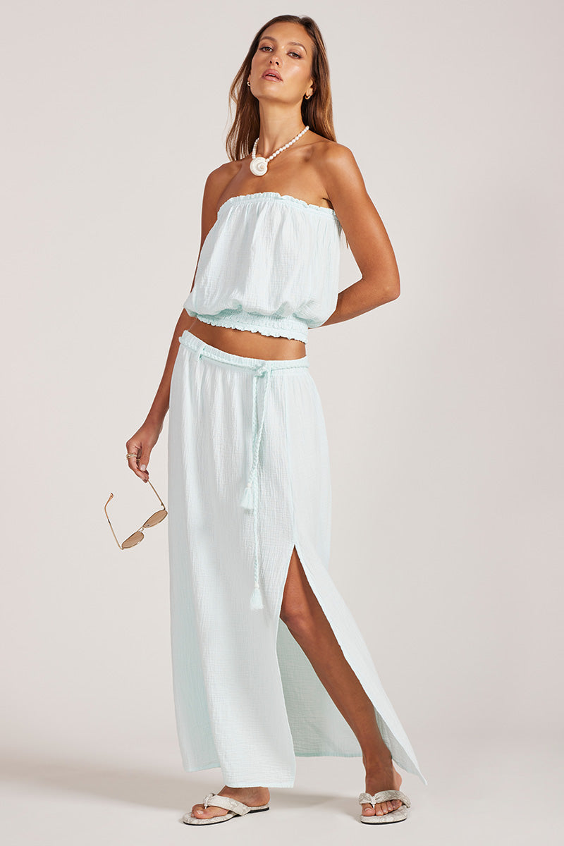 MAXI SKIRT WITH SLIT AND BELT