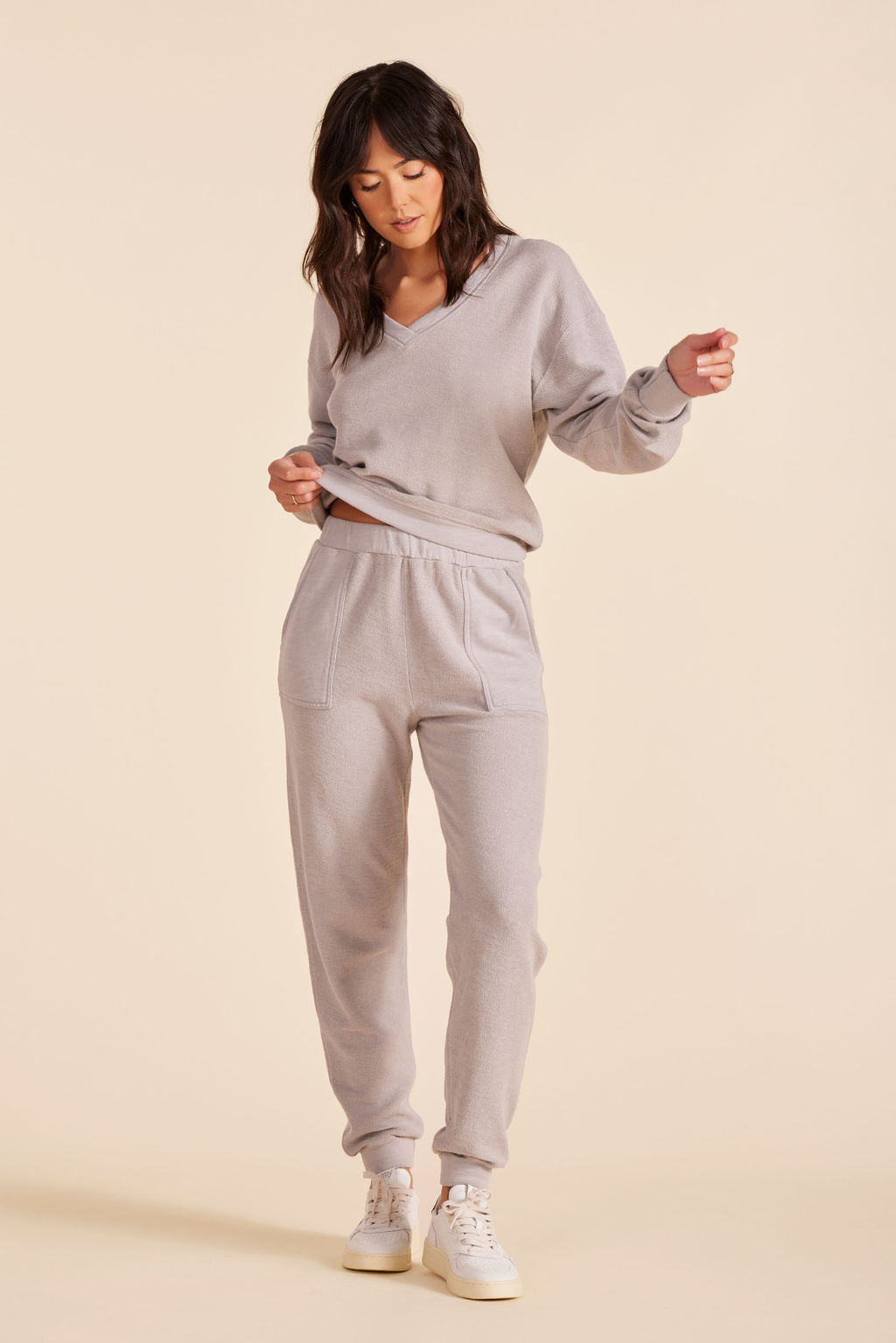 JOGGER PANTS WITH PATCH POCKETS