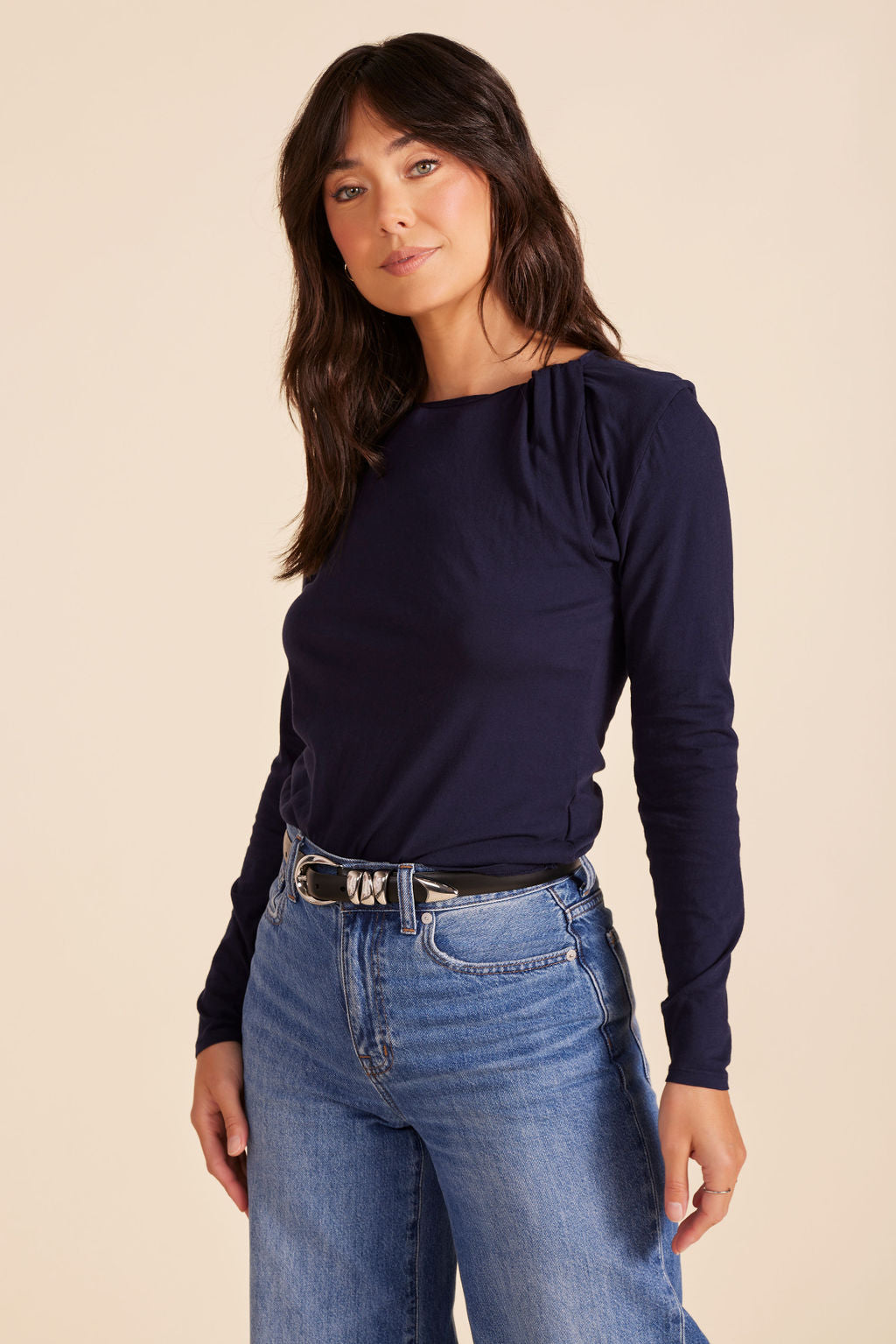 TWIST NECK TEE