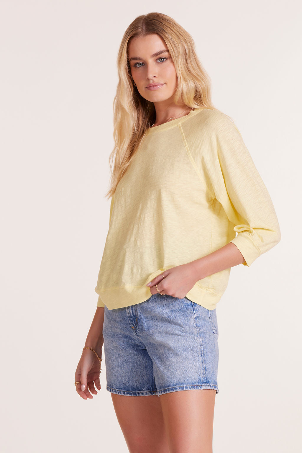 3/4 SLEEVE RAGLAN TEE WITH BANDS