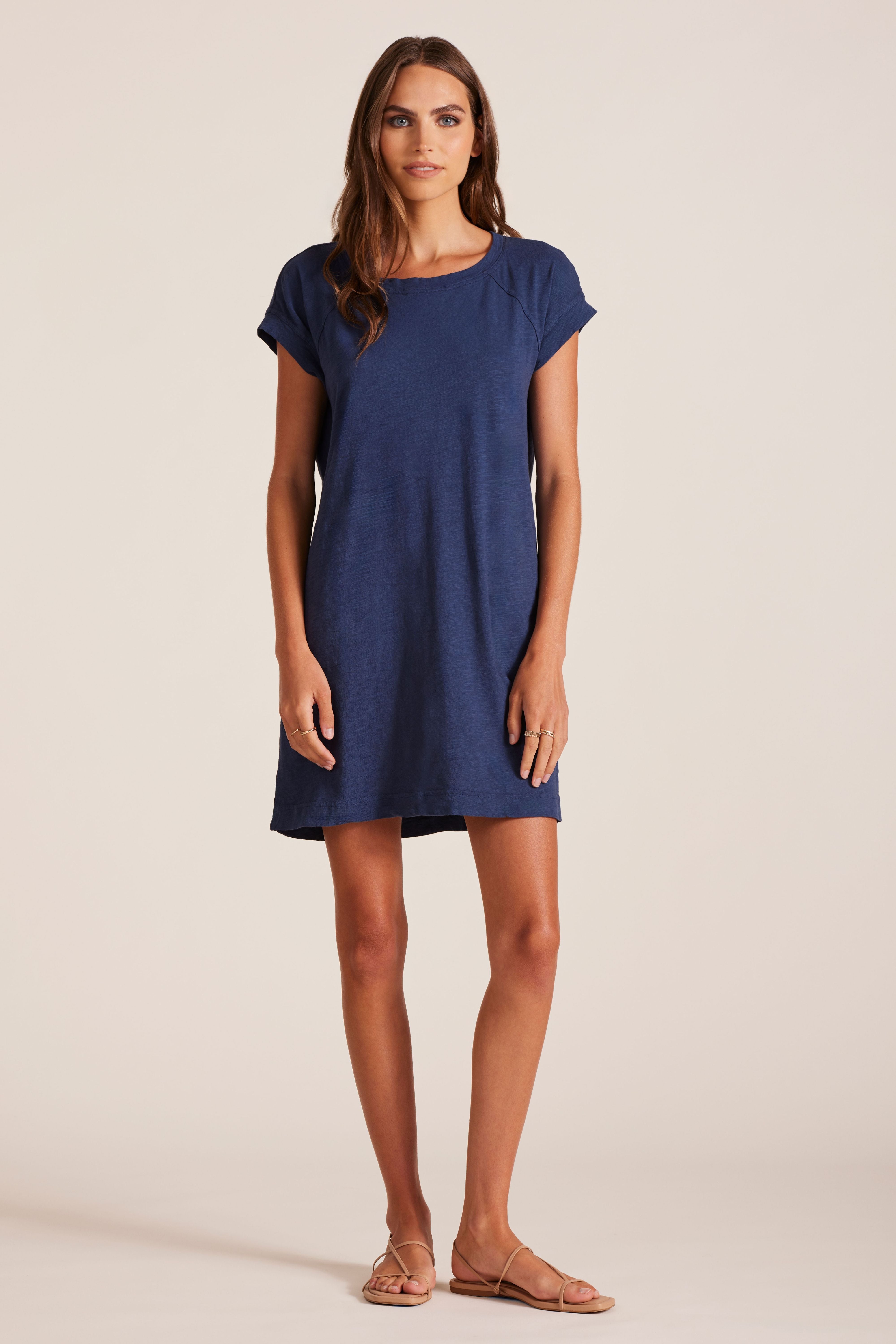 RAGLAN DRESS